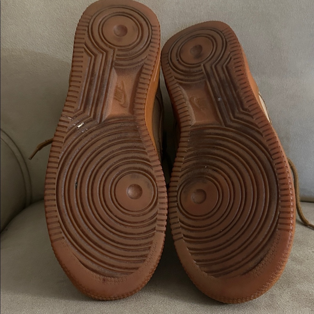 Nike Air Force 1 High Tops in Tan and Brown - Picture 5 of 6